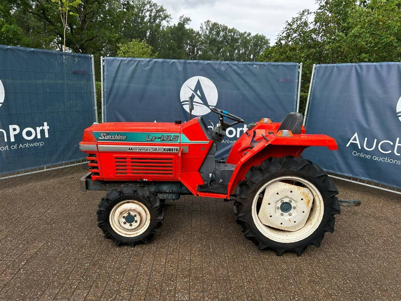 Kubota B1-14D - Farm tractor: picture 1 Kubota B1-14D - Farm tractor: picture 1
