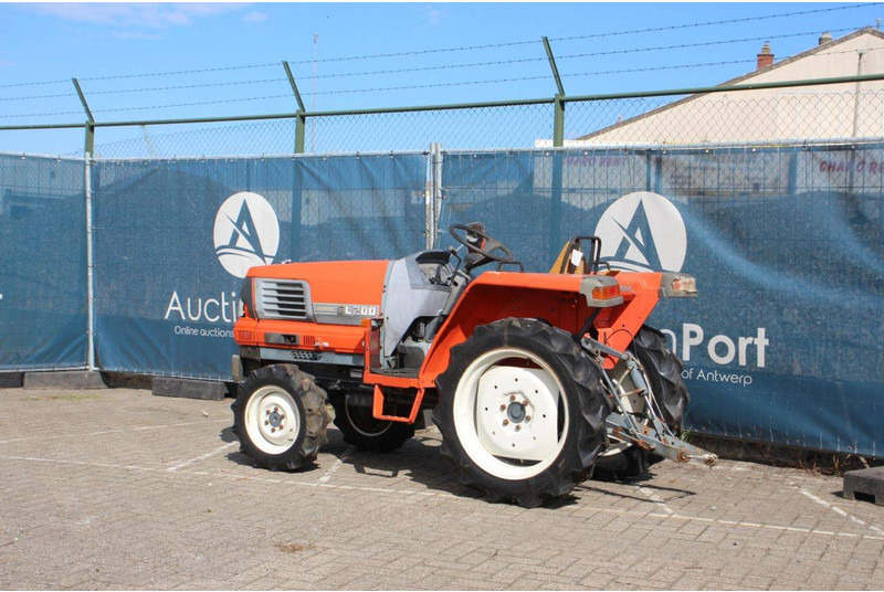 Kubota GL200 - Farm tractor: picture 3 Kubota GL200 - Farm tractor: picture 3