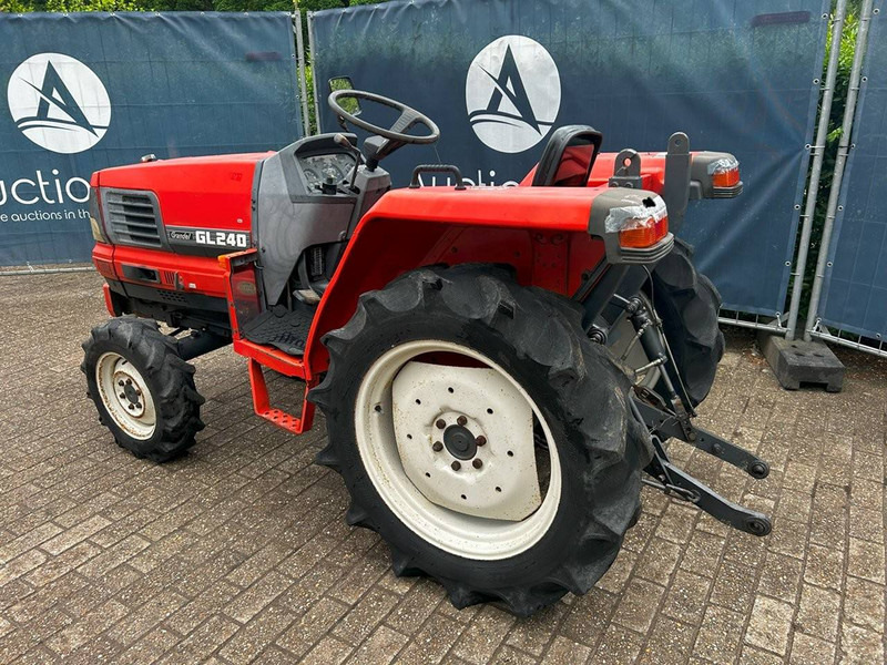Kubota GL240 - Farm tractor: picture 2 Kubota GL240 - Farm tractor: picture 2