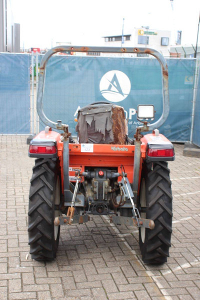 Kubota GRANDEL GL221 - Farm tractor: picture 4 Kubota GRANDEL GL221 - Farm tractor: picture 4