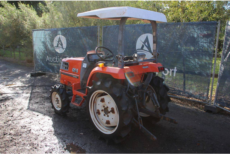 Kubota GT-3 - Farm tractor: picture 3 Kubota GT-3 - Farm tractor: picture 3