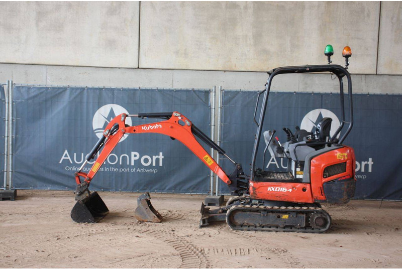 Kubota KX016-4 - Mini excavator: picture 2 Kubota KX016-4 - Mini excavator: picture 2