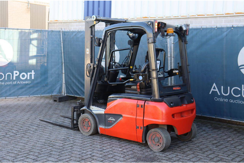 Linde E16P-02 - Electric forklift: picture 3 Linde E16P-02 - Electric forklift: picture 3