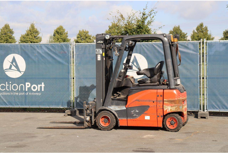 Linde E20PH-02 - Electric forklift: picture 3 Linde E20PH-02 - Electric forklift: picture 3