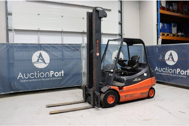 Linde E25-02 - Electric forklift: picture 1 Linde E25-02 - Electric forklift: picture 1