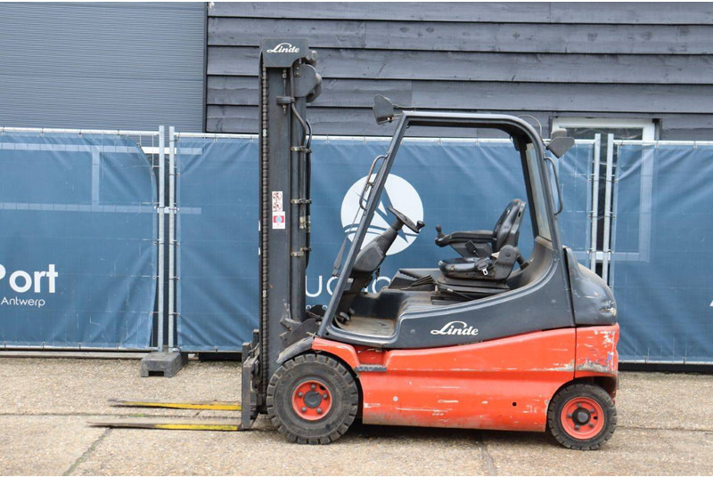 Linde E25-02 - Electric forklift: picture 2 Linde E25-02 - Electric forklift: picture 2