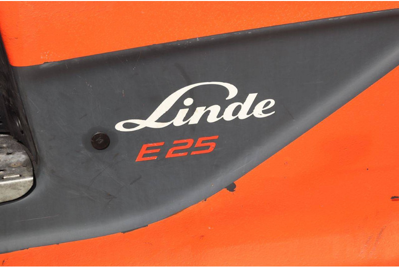 Electric forklift Linde E25HL-01/600: picture 19