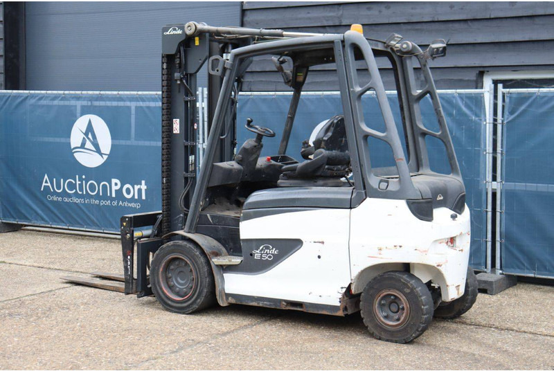 Linde E45H-01/600 - Electric forklift: picture 3 Linde E45H-01/600 - Electric forklift: picture 3