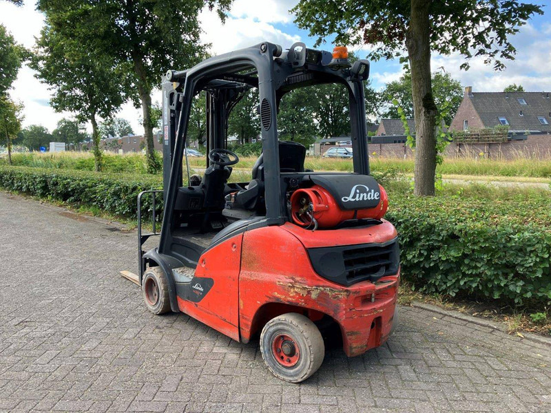 Linde H20T-01 - LPG forklift: picture 3 Linde H20T-01 - LPG forklift: picture 3
