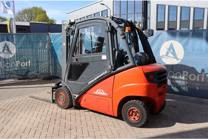 Linde H25T - LPG forklift: picture 3 Linde H25T - LPG forklift: picture 3
