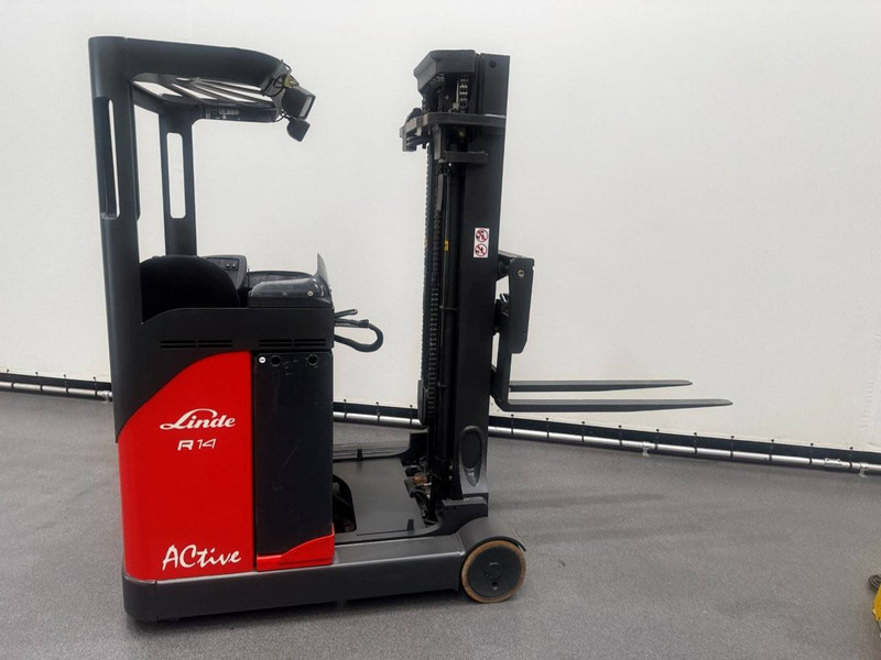 Linde R14 - Reach truck: picture 5 Linde R14 - Reach truck: picture 5