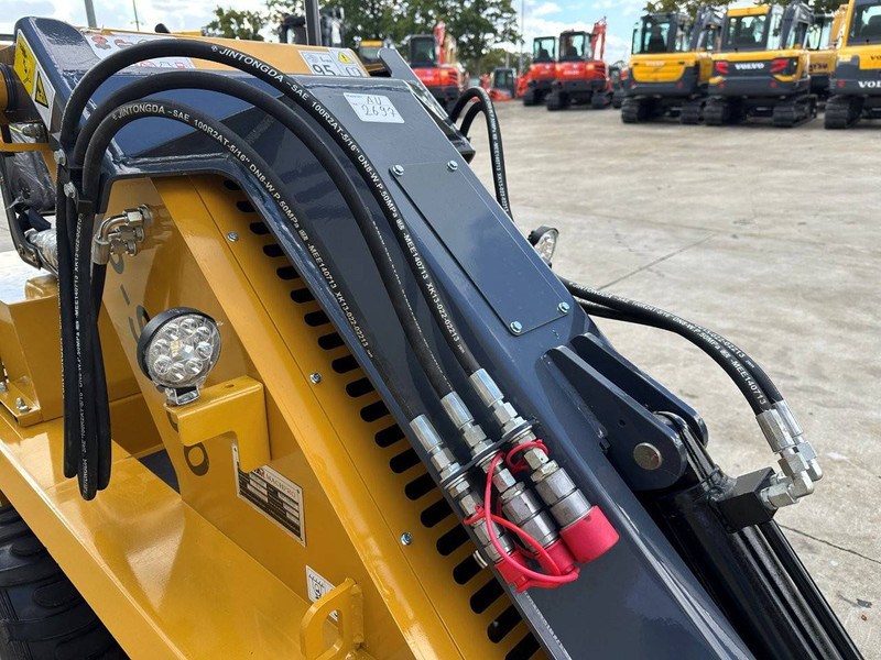 New Wheel loader Machpro MP-S800: picture 14