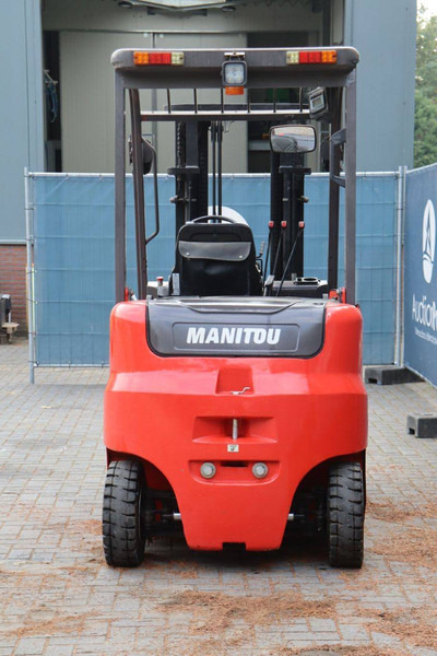 Manitou ME 425 - Electric forklift: picture 5 Manitou ME 425 - Electric forklift: picture 5
