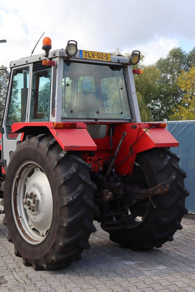 Farm tractor Massey Ferguson 699: picture 19