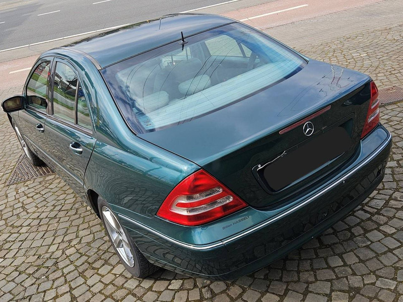 Mercedes-Benz C-Klasse (W203) _ 220 CDI Automatic - Car: picture 2 Mercedes-Benz C-Klasse (W203) _ 220 CDI Automatic - Car: picture 2