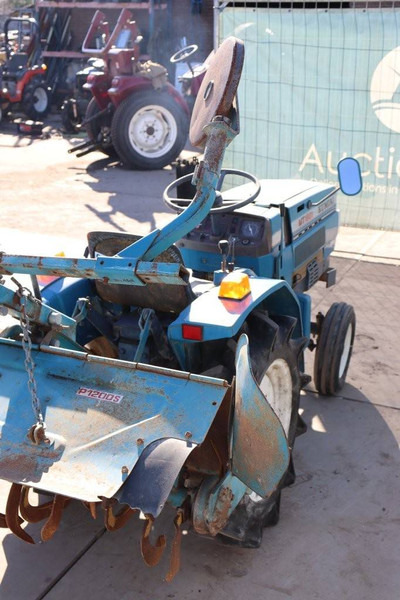 Mitsubishi MT1601 - Farm tractor: picture 5 Mitsubishi MT1601 - Farm tractor: picture 5