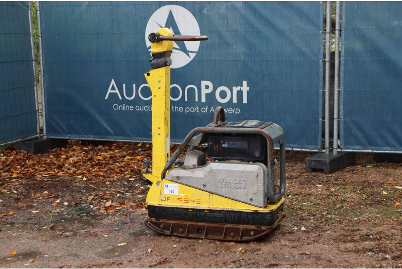 Neuson DPU5545 - Vibratory plate: picture 2 Neuson DPU5545 - Vibratory plate: picture 2