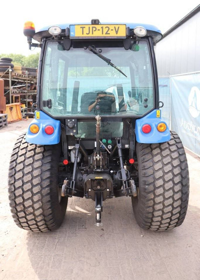 New Holland Boomer 50 - Farm tractor: picture 4 New Holland Boomer 50 - Farm tractor: picture 4
