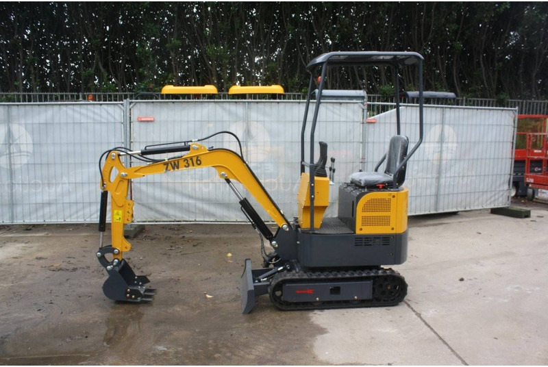 Newkrick ZW316 - Mini excavator: picture 3 Newkrick ZW316 - Mini excavator: picture 3