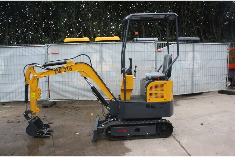 Newkrick ZW316 - Mini excavator: picture 2 Newkrick ZW316 - Mini excavator: picture 2