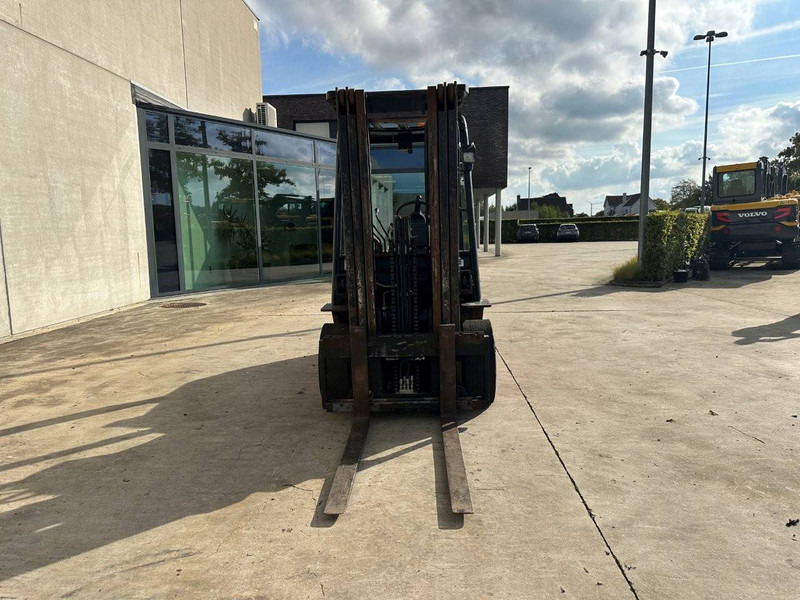 Onbekend CPCD30T8 - Diesel forklift: picture 2 Onbekend CPCD30T8 - Diesel forklift: picture 2