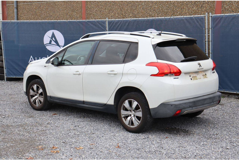 Peugeot 2008 - Sedan: picture 4 Peugeot 2008 - Sedan: picture 4