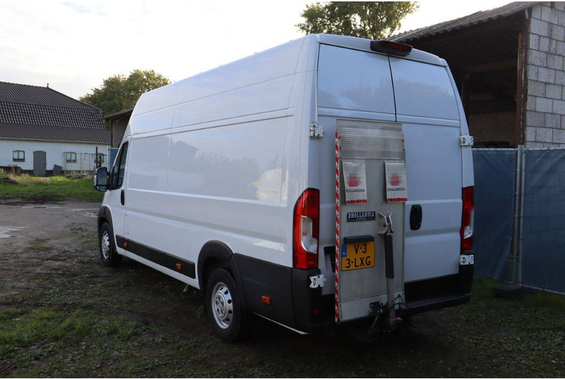 Peugeot Boxer - Panel van: picture 4 Peugeot Boxer - Panel van: picture 4