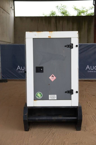 Generator set SDMO R110-C31: picture 8