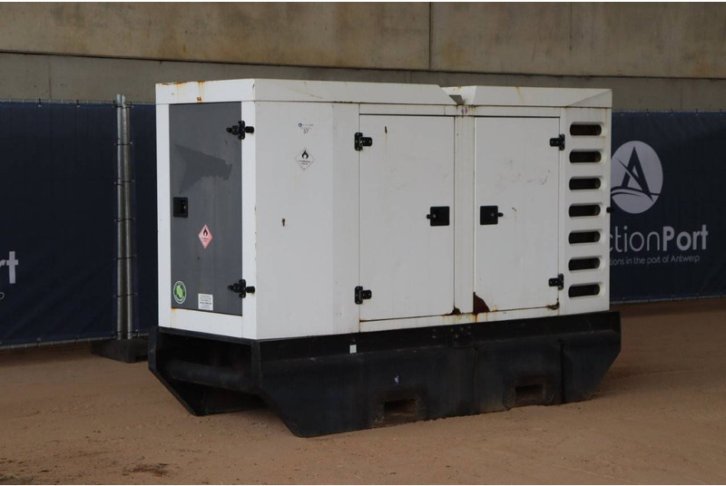 Generator set SDMO R110-C31: picture 9