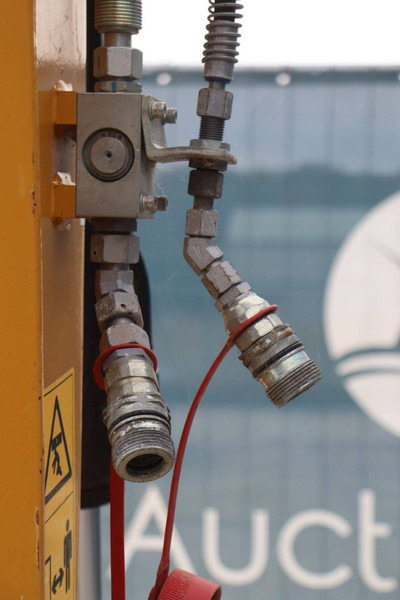 Crawler excavator Sany SY35U: picture 14 Crawler excavator Sany SY35U: picture 14