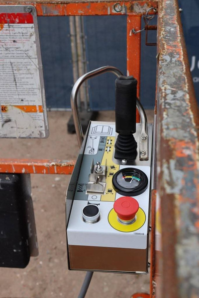 Scissor lift Skyjack SJ III - 3220: picture 17 Scissor lift Skyjack SJ III - 3220: picture 17