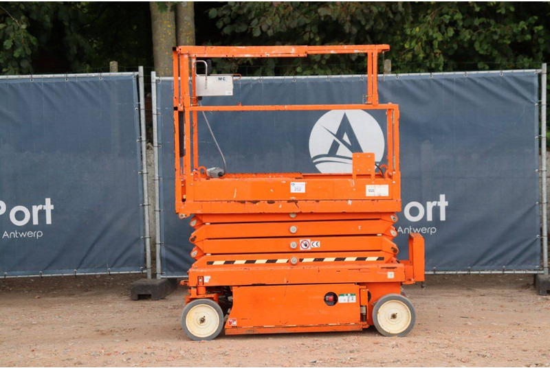 Skyjack SJ3219 - Scissor lift: picture 2 Skyjack SJ3219 - Scissor lift: picture 2