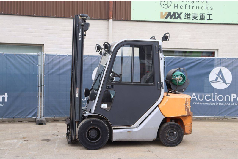 Still RC40-30 T - LPG forklift: picture 1 Still RC40-30 T - LPG forklift: picture 1