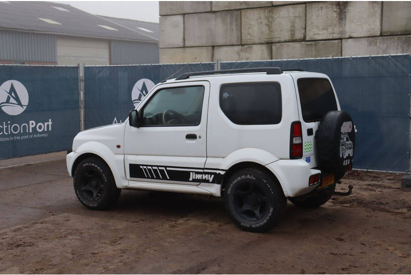 Suzuki Jimny - SUV: picture 4 Suzuki Jimny - SUV: picture 4