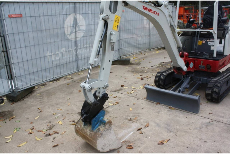 Takeuchi TB216 - Mini excavator: picture 4 Takeuchi TB216 - Mini excavator: picture 4
