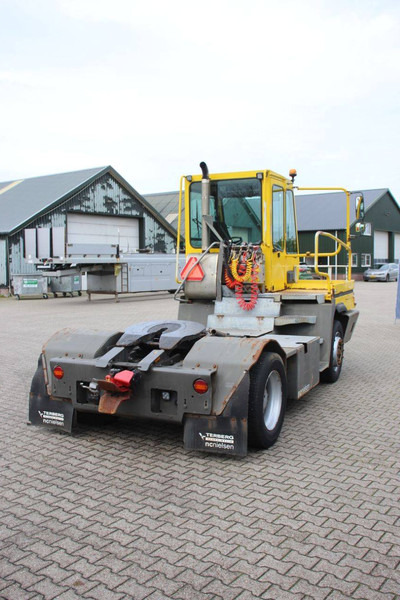 Terberg YT182 - Terminal tractor: picture 5 Terberg YT182 - Terminal tractor: picture 5
