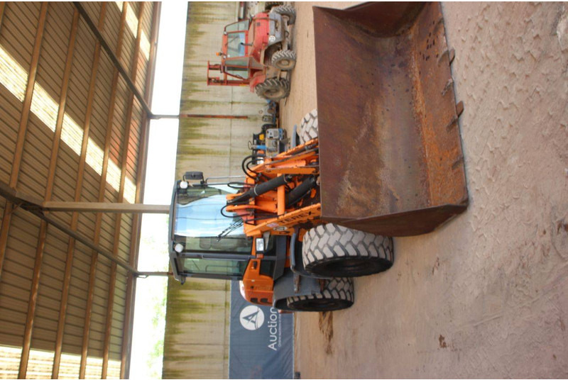 Wheel loader Terex SKL 844: picture 6