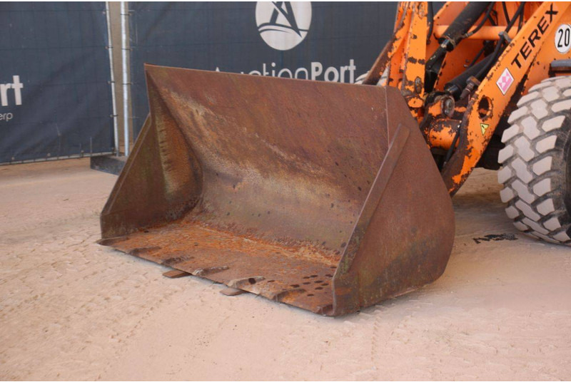 Wheel loader Terex SKL 844: picture 9