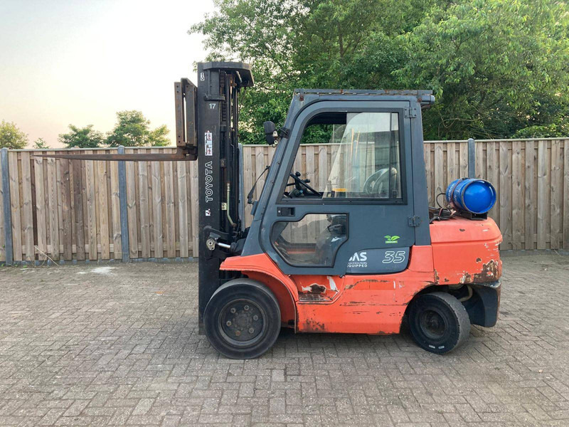 Toyota 02-7FGF-35 - LPG forklift: picture 2 Toyota 02-7FGF-35 - LPG forklift: picture 2
