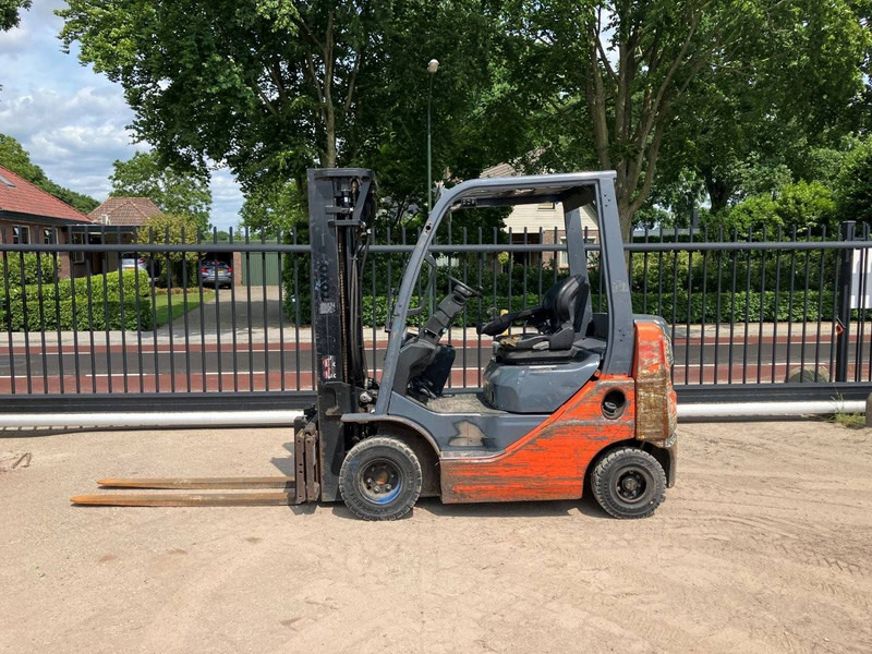 Toyota 02-8FDKF20 - Diesel forklift: picture 1 Toyota 02-8FDKF20 - Diesel forklift: picture 1