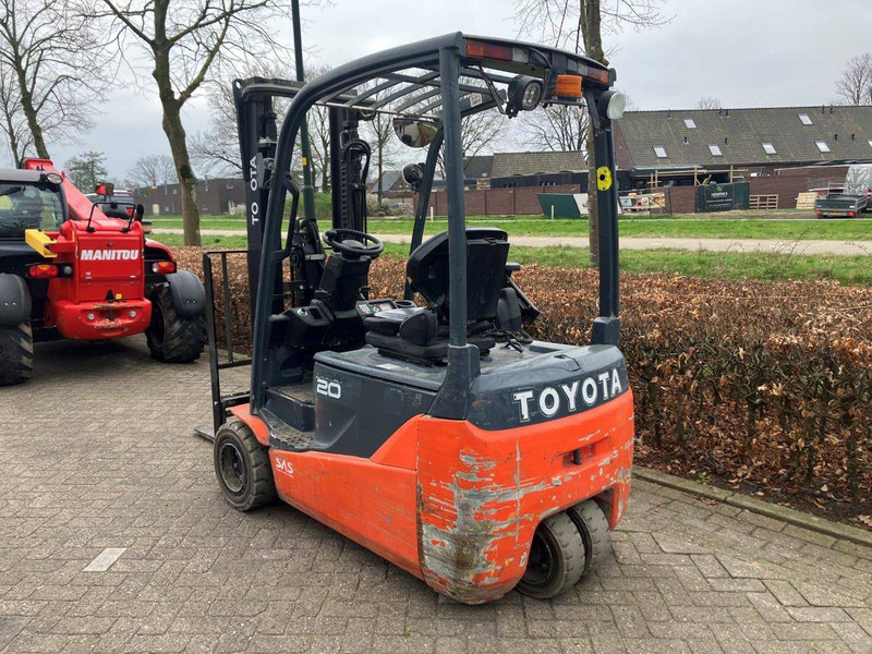 Toyota 8FBE20T - Electric forklift: picture 3 Toyota 8FBE20T - Electric forklift: picture 3