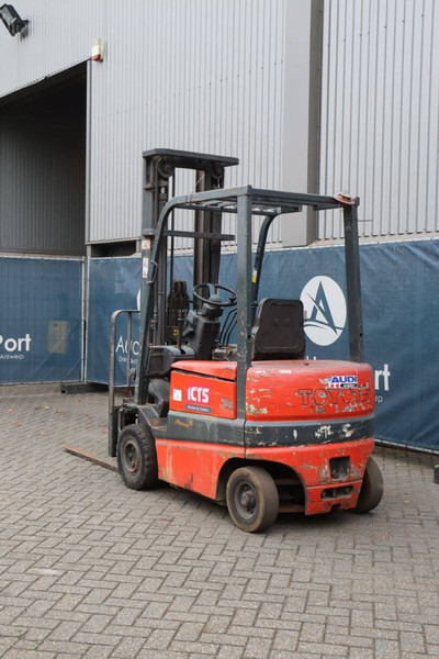 Toyota FBMF16 - Electric forklift: picture 4 Toyota FBMF16 - Electric forklift: picture 4