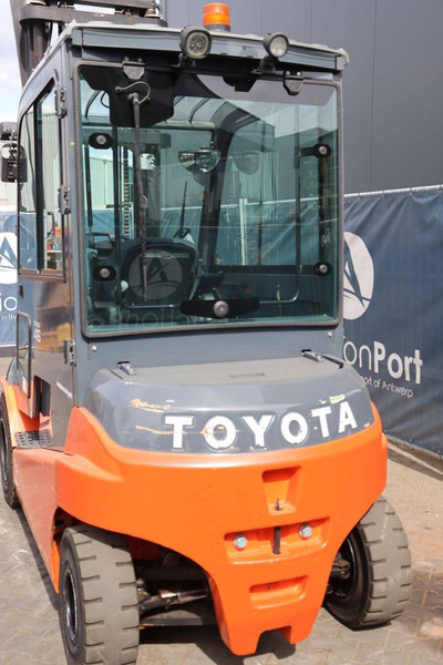 Electric forklift Toyota Triago 45: picture 19