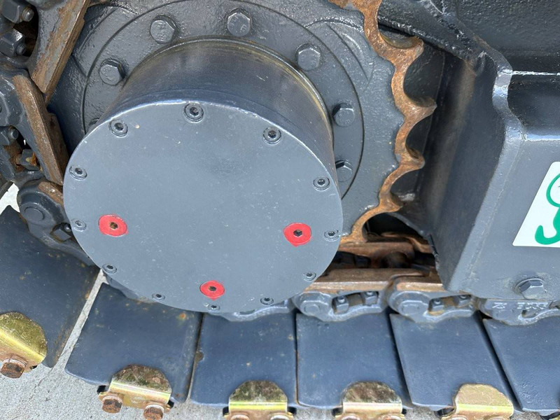 Crawler excavator Volvo EC55B: picture 12