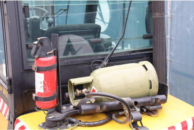 LPG forklift Yale GLP30VX: picture 19