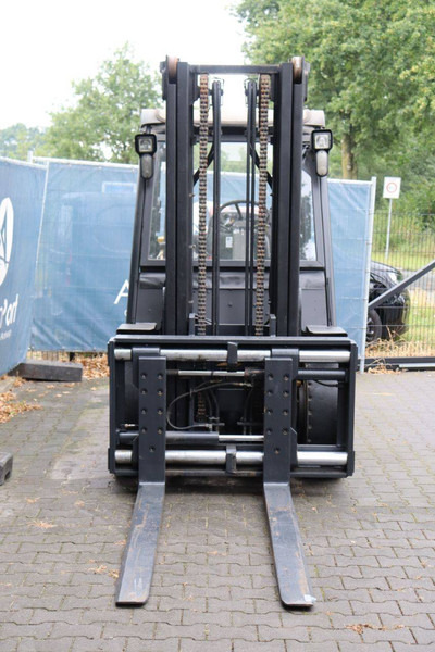 Yale GLP55MJ - LPG forklift: picture 5 Yale GLP55MJ - LPG forklift: picture 5