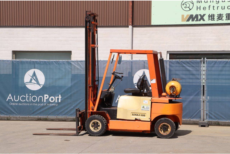 Lugli 305 G - LPG forklift: picture 3 Lugli 305 G - LPG forklift: picture 3