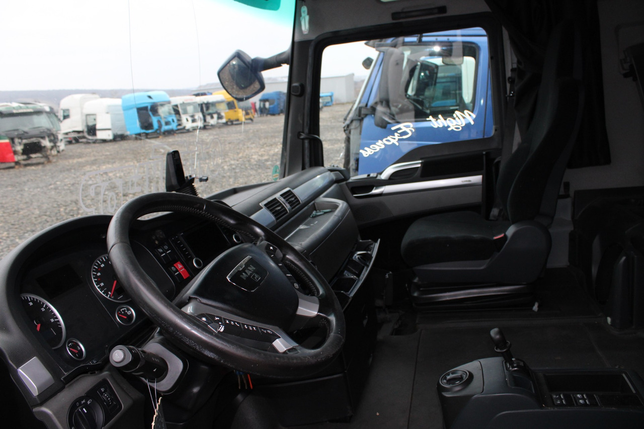 CABINA MAN TGX XXL - Cab for Truck: picture 4 CABINA MAN TGX XXL - Cab for Truck: picture 4