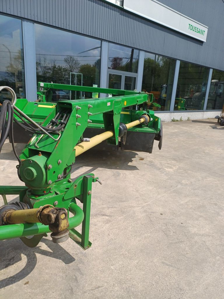 John Deere 1365 - Mower: picture 4 John Deere 1365 - Mower: picture 4