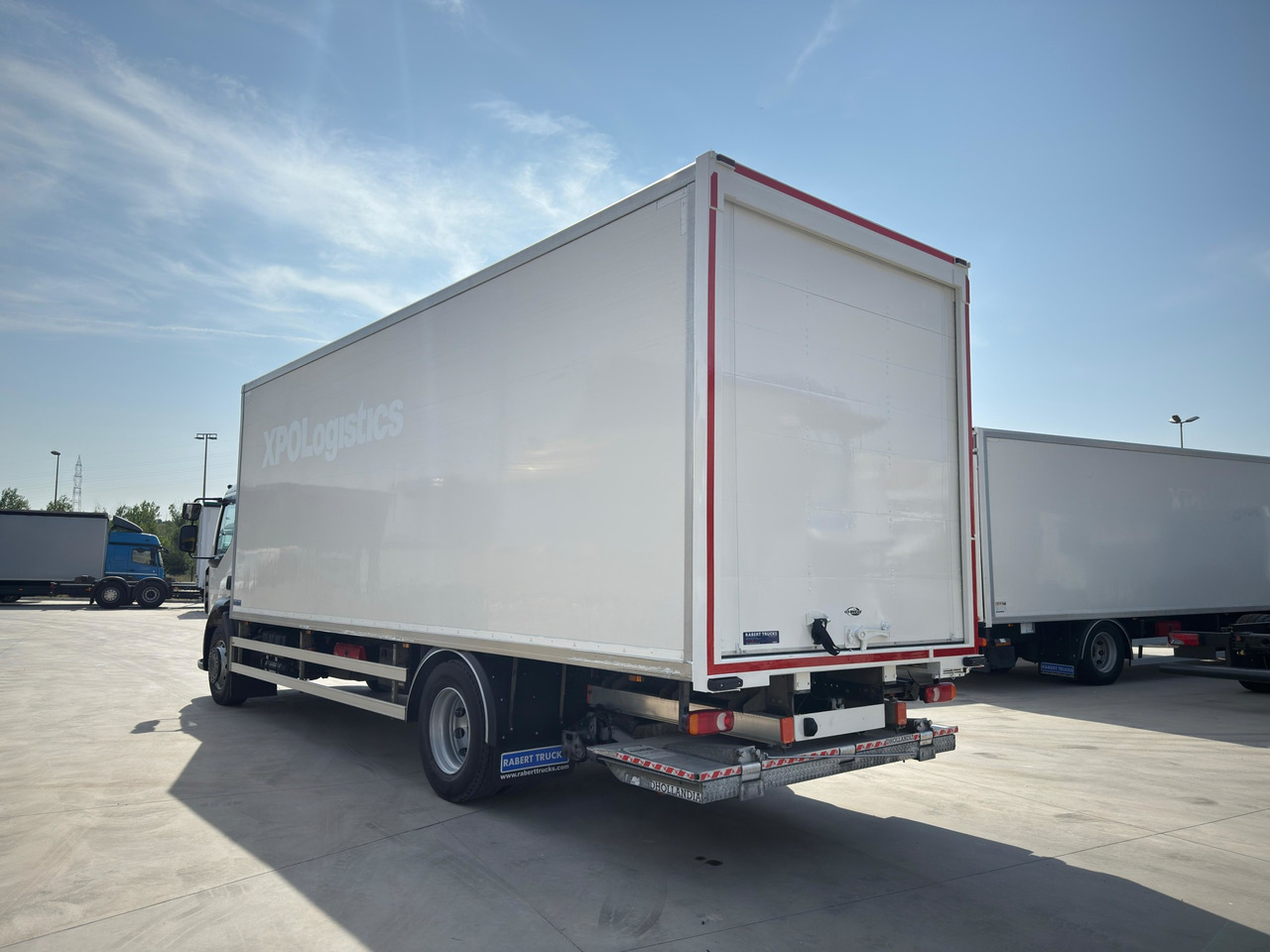 RENAULT D19 E6 (VAN) - Box truck: picture 4 RENAULT D19 E6 (VAN) - Box truck: picture 4